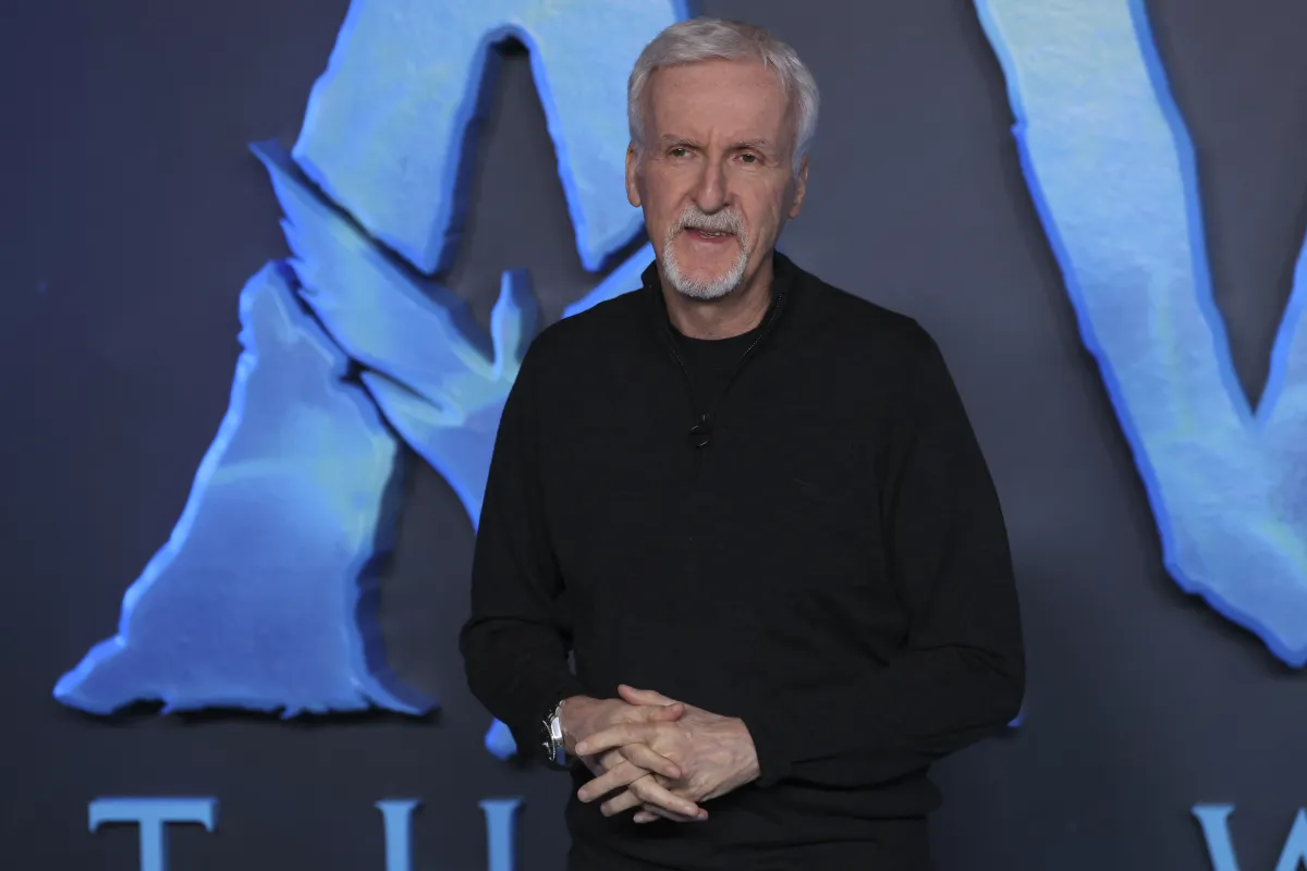 Canadian filmmaker James Cameron poses during a photocall for "Avatar: The Way of Water" in London on December 4, 2022. ISABEL INFANTES / AFP