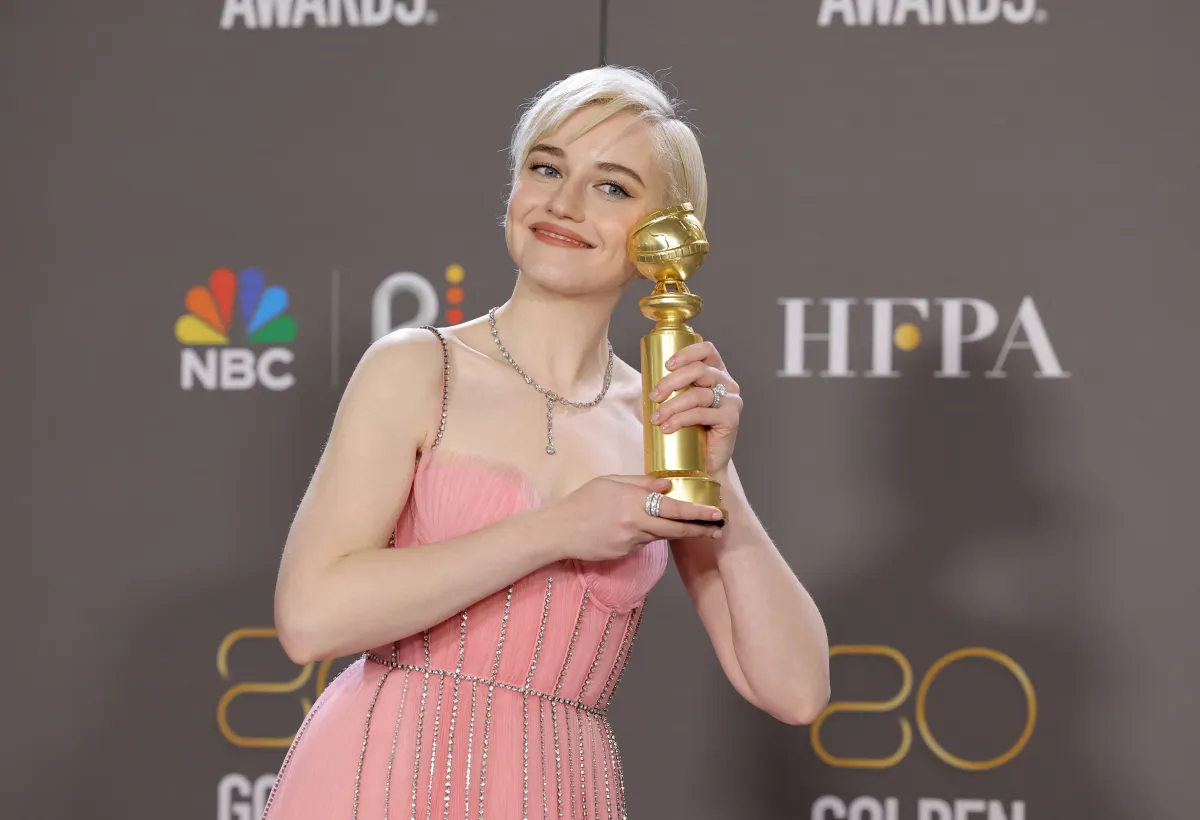  Julia Garner  / 80th Annual Golden Globe Awards at The Beverly Hilton on January 10, 2023 in Beverly Hills, California. /Amy Sussman / GETTY IMAGES NORTH AMERICA / Getty Images via AFP