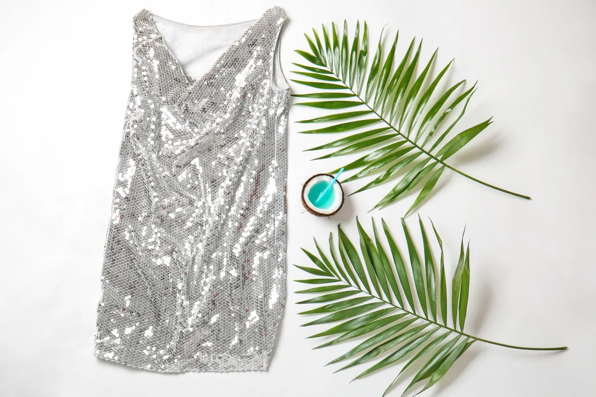 طرق تنظيف الملابس الترتر