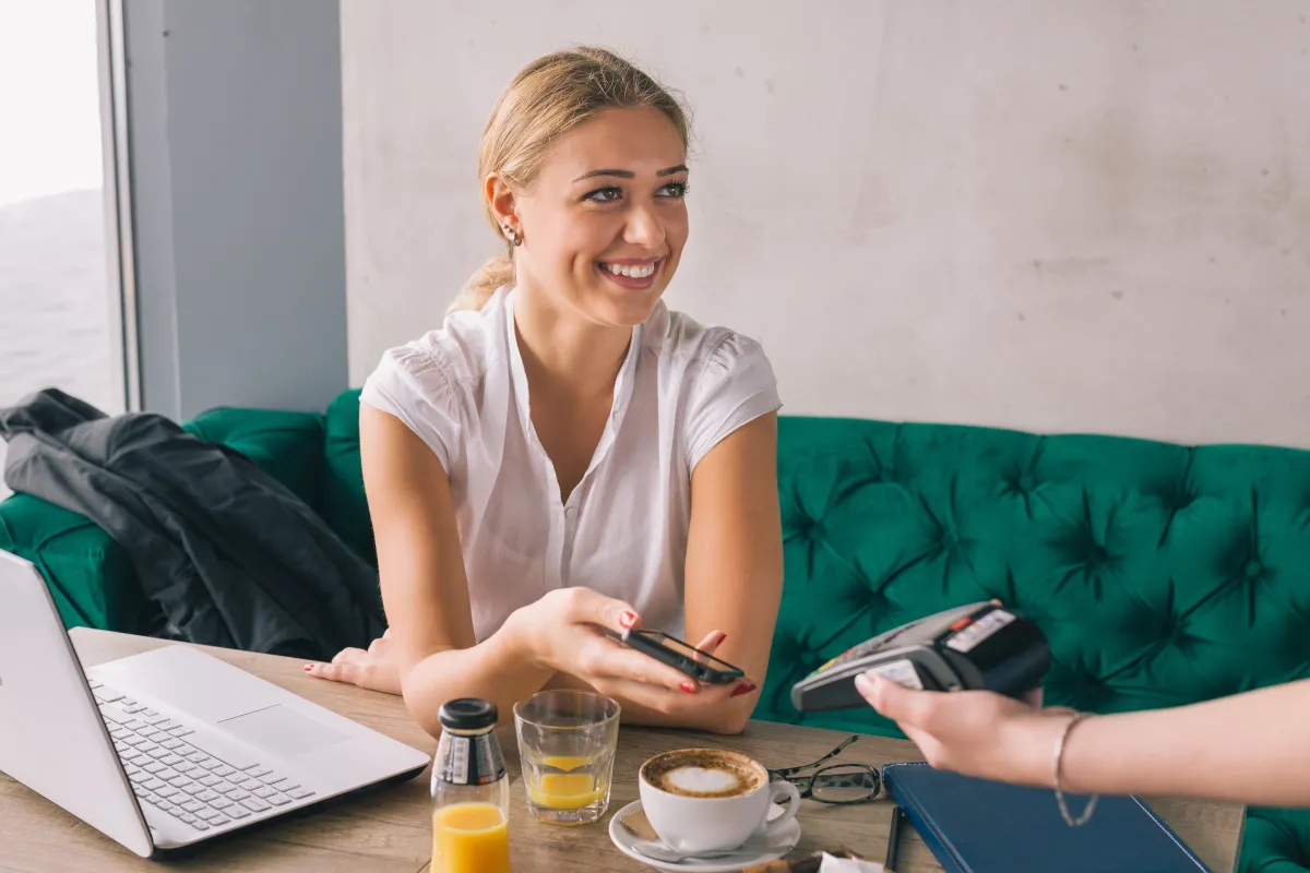 إتيكيت دفع الفاتورة