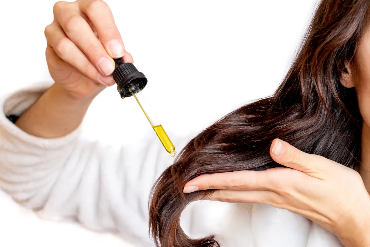 العناية بالشعر