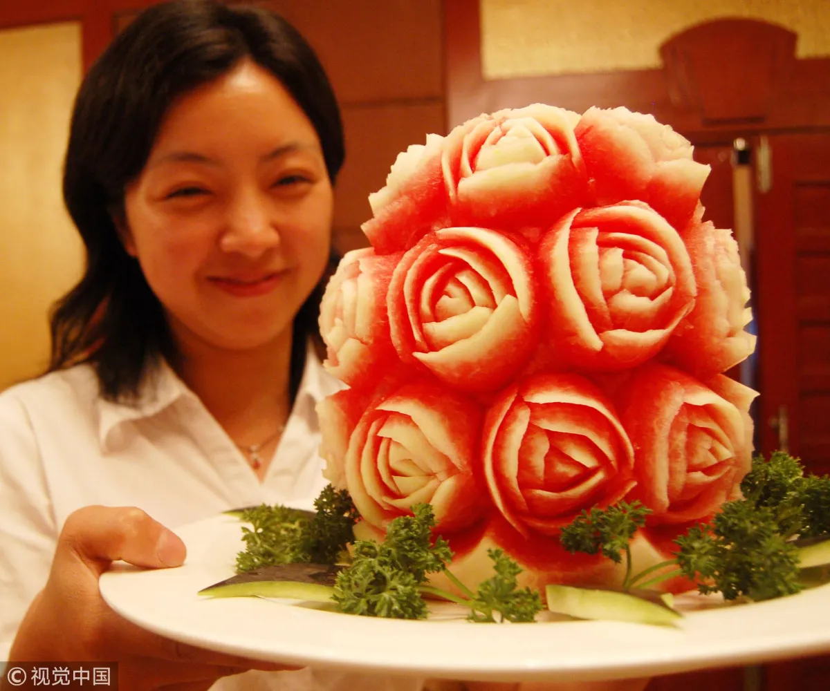  فن نحت الفاكهة