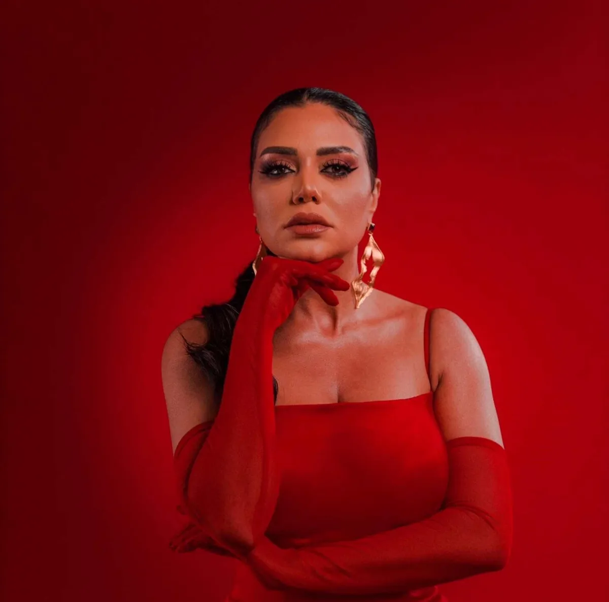 رانيا يوسف - الصورة من صفحتها الرسمية على الفيس بوك