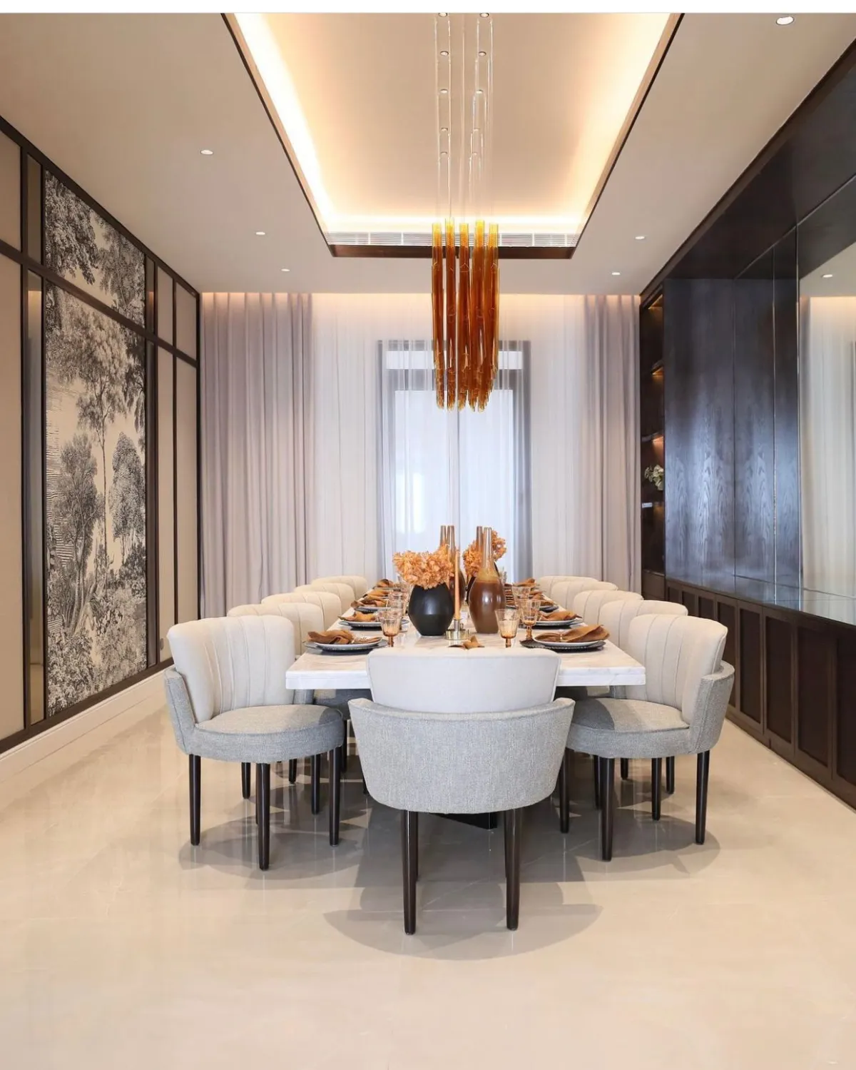 الإضاءة تبرز عمل المصمم