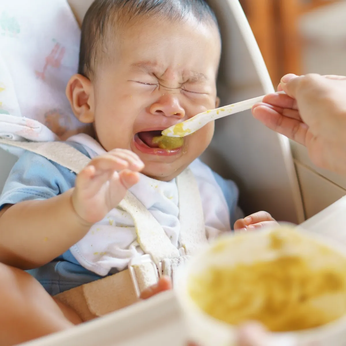 صورة لطفل يرفض الطعام