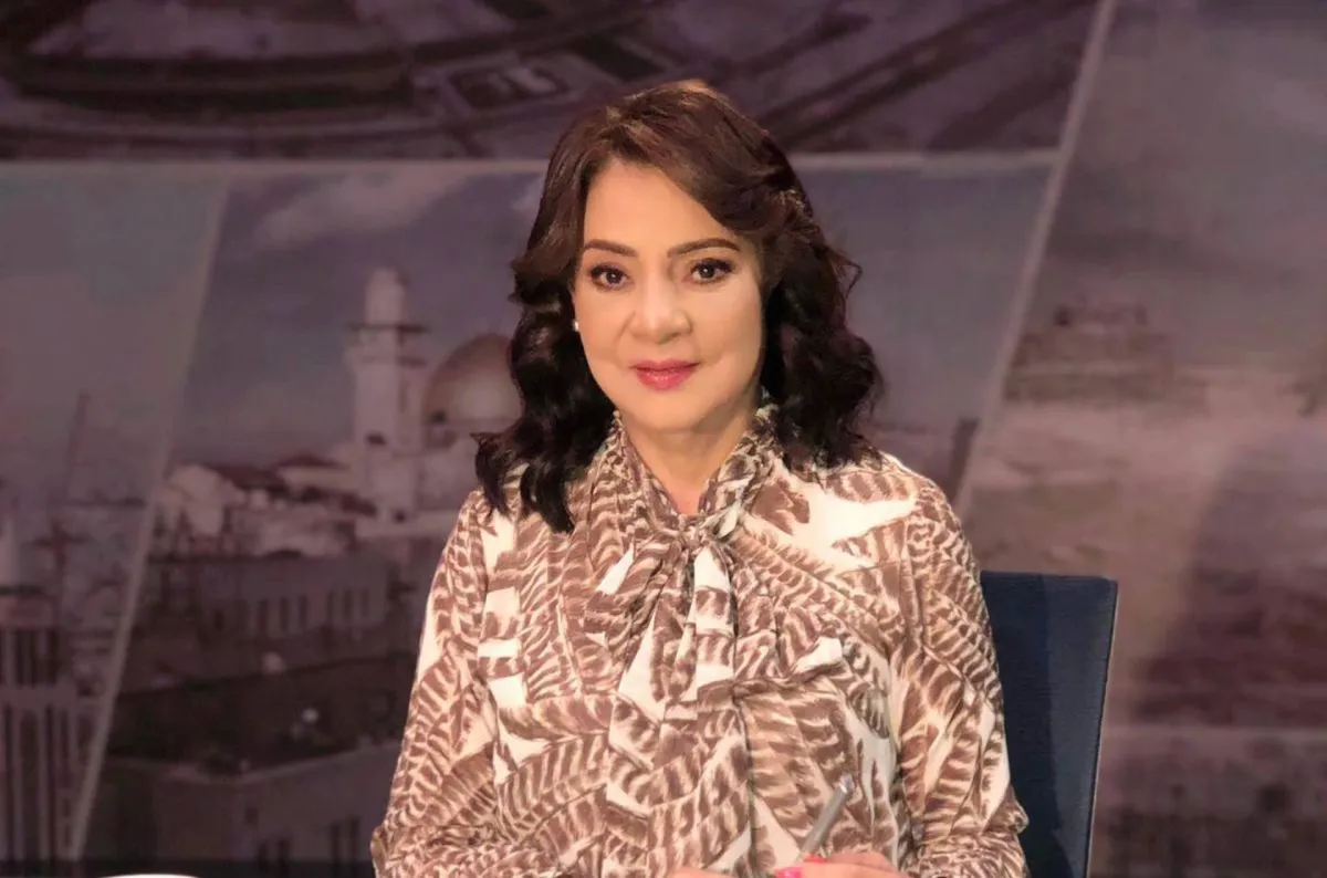 درية شرف الدين - الصورة من صفحتها الرسمية على الفيس بوك