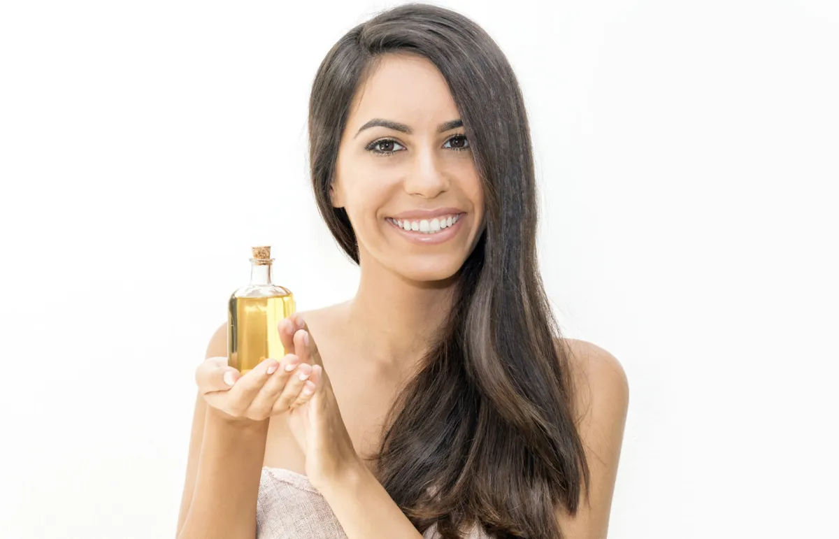 أفضل الزيوت لشعر صحي ولامع Best Hair Oils