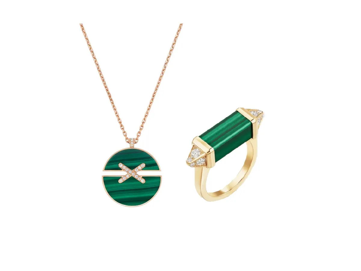 مجوهرات مرصعة بحجر الملاكيت الأخضر