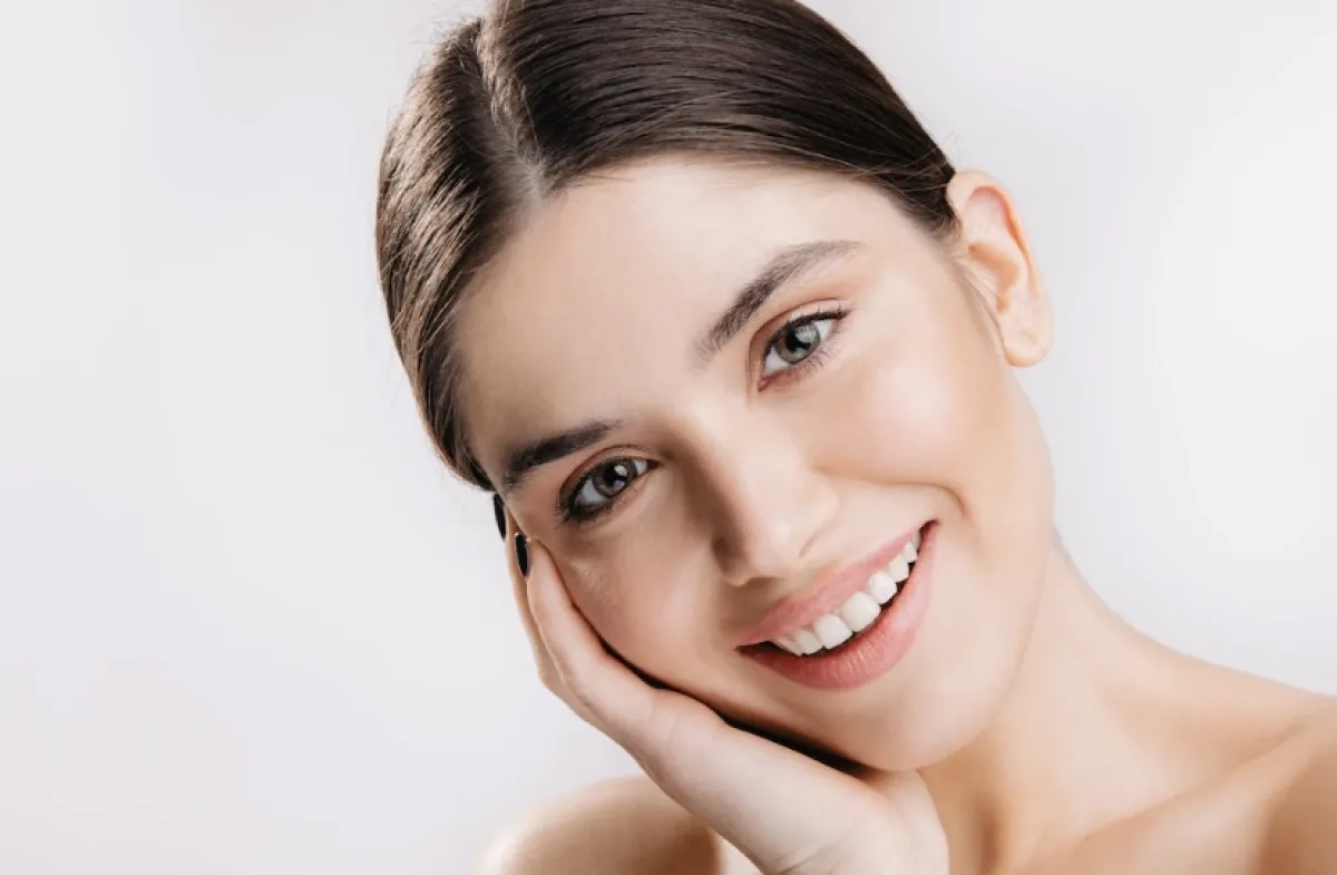 طرق تبييض الوجه في خمس دقائق للعروس