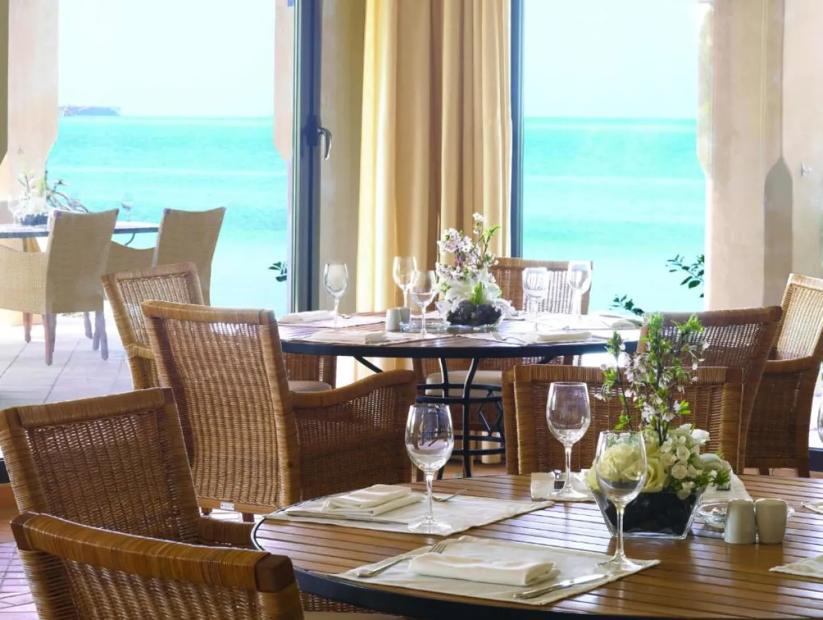 لقطة لأحد المطاعم في بارك حياة جدة - مارينا