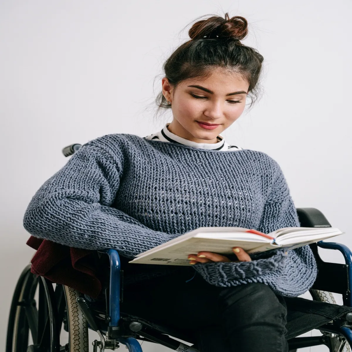 تأثير إصابة الحبل الشوكي كبير على الجسم (المصدر: Pexels )