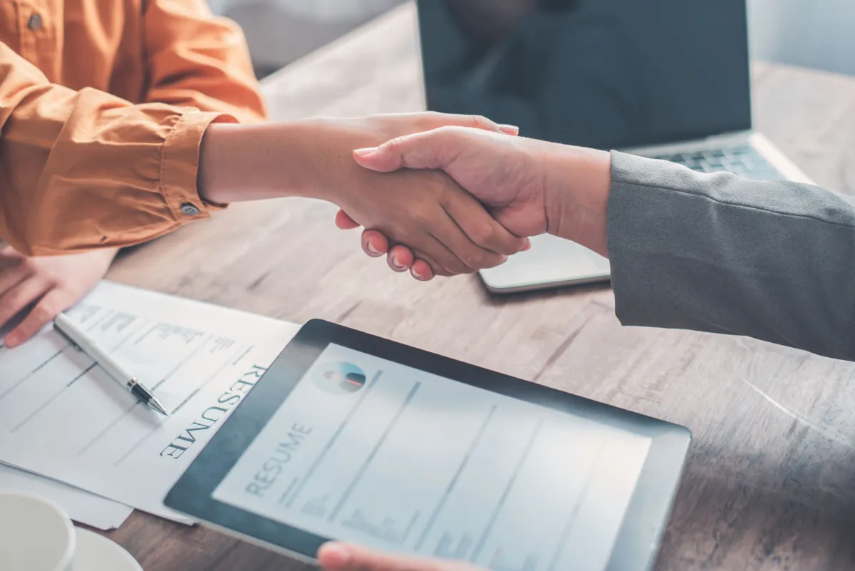 المهارات الشخصية  تعزز فرص الفوز بالوظيفة