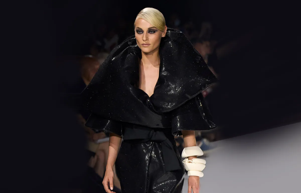 صيحات الأساور بمختلف الأحجام Cuffs & Bangles 