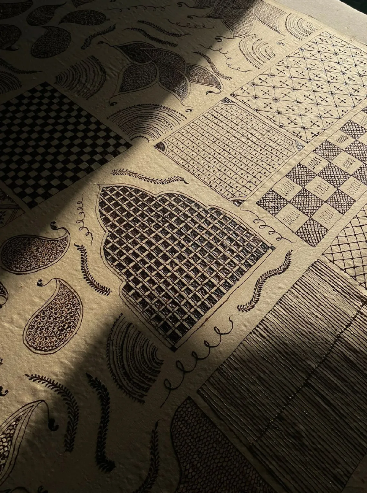 أزياء من تصميم المصممة مشاعل النعيمي