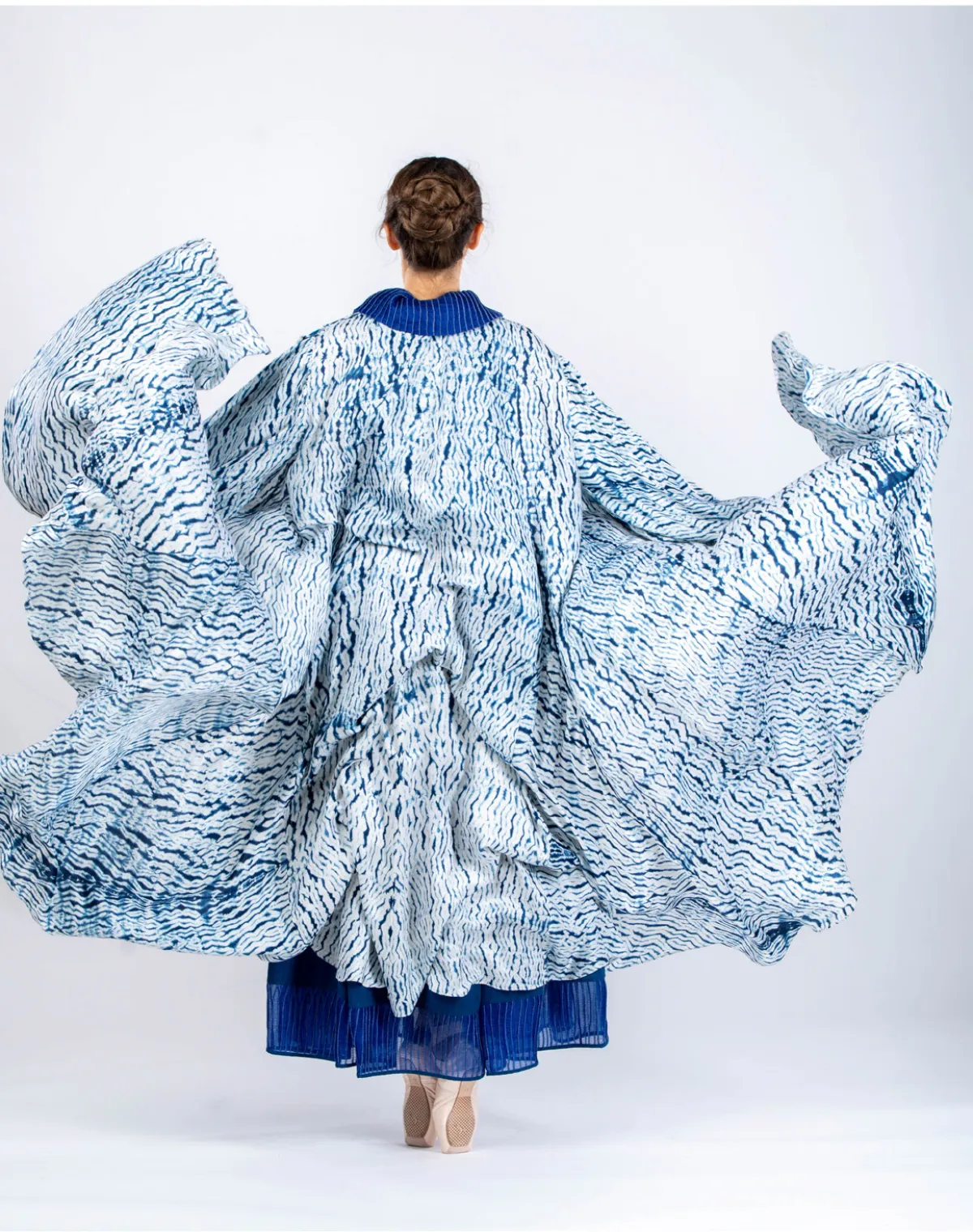 أزياء من تصميم المصممة مشاعل النعيمي