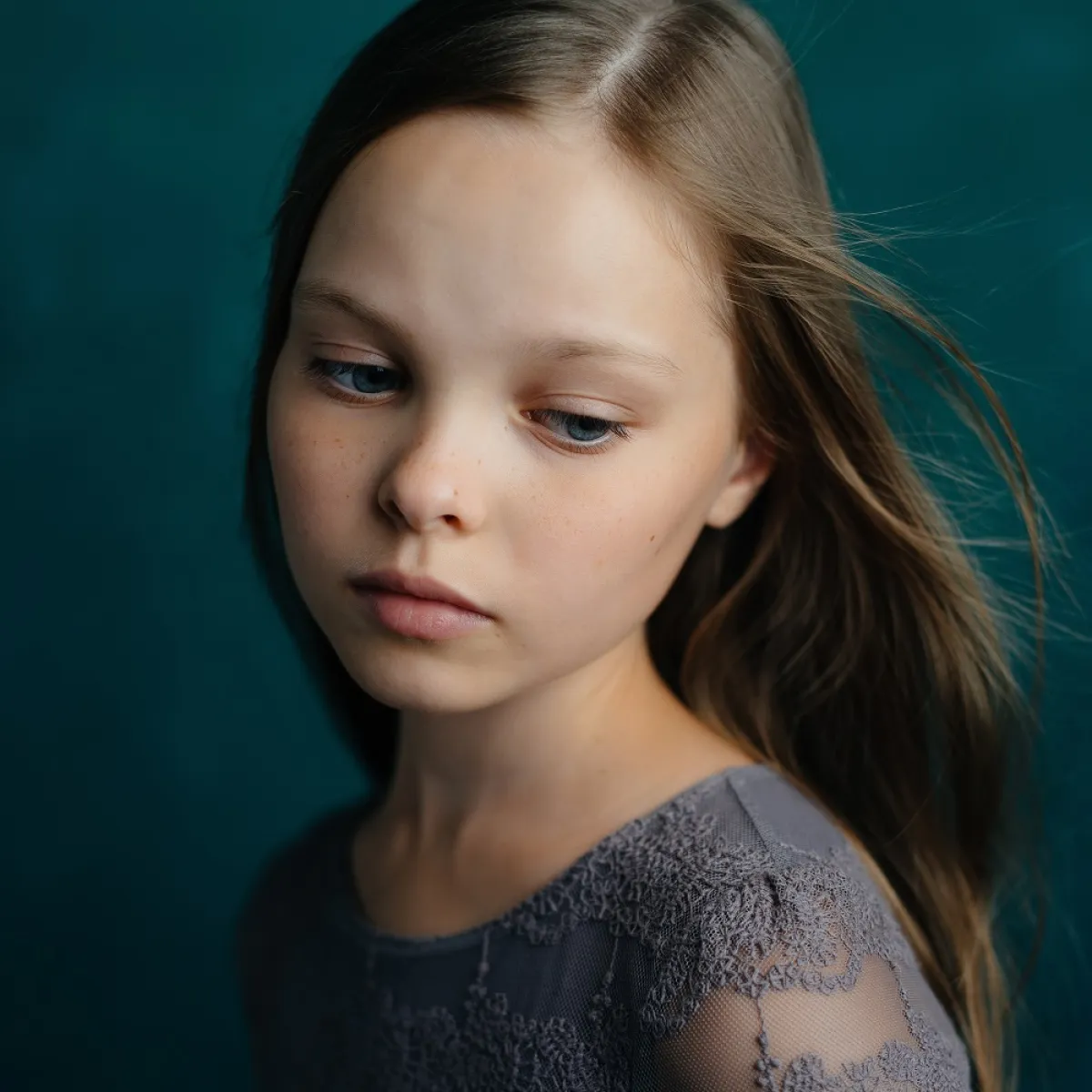 صورة لطفلة باردة الانفعال