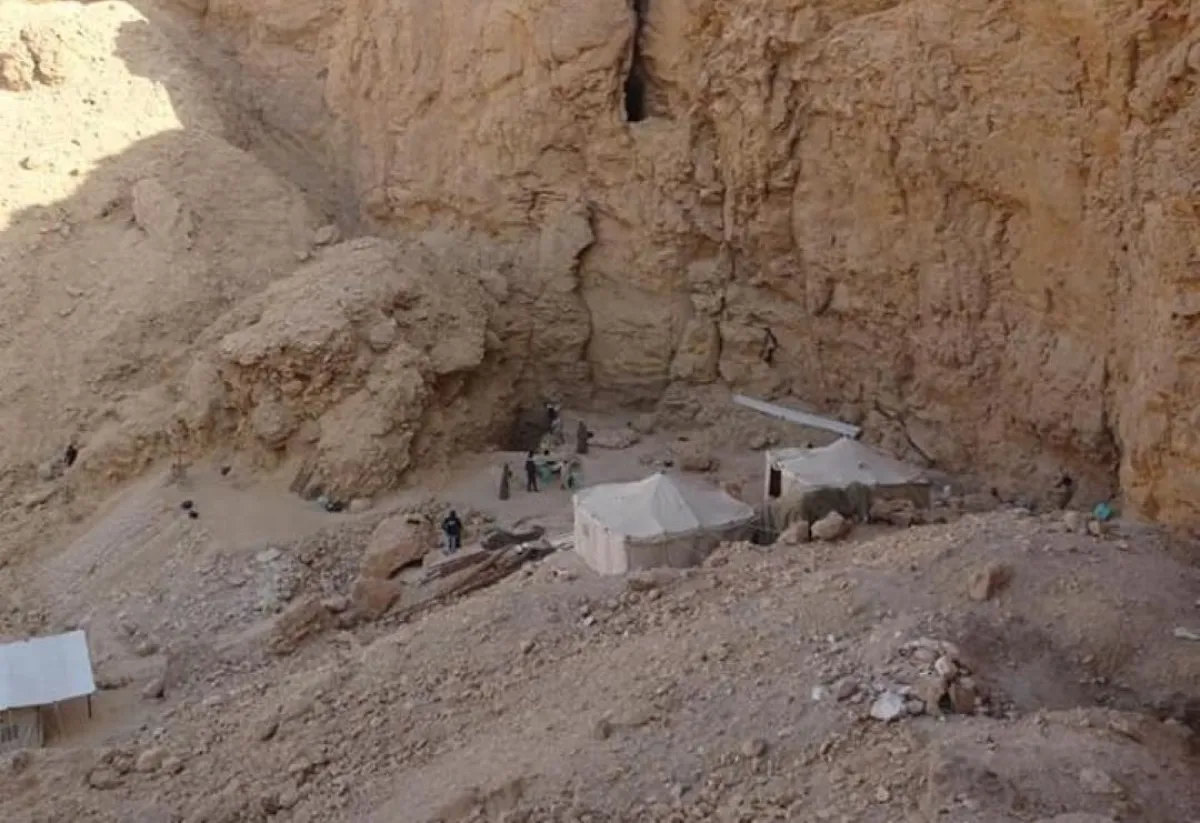 اكتشاف مقبرة ملكية أثرية في مدينة الأقصر المصرية