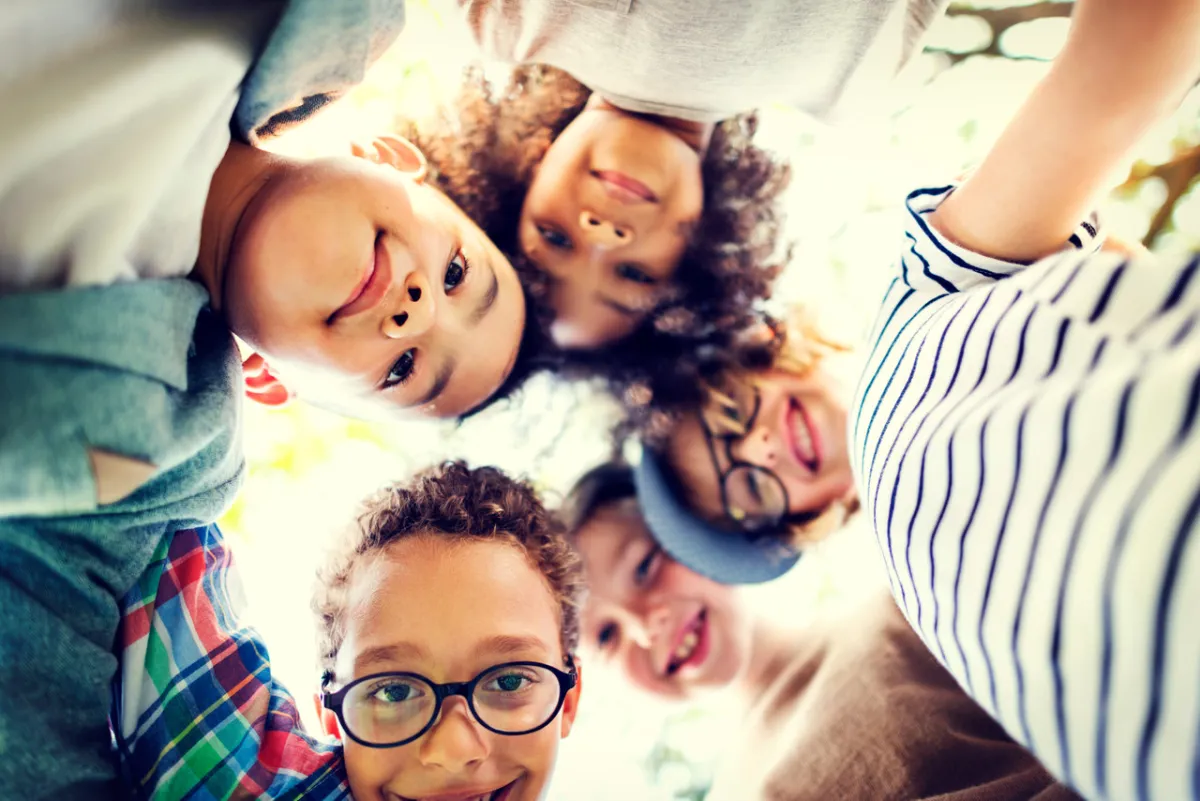 صورة لاختلاف الأطفال