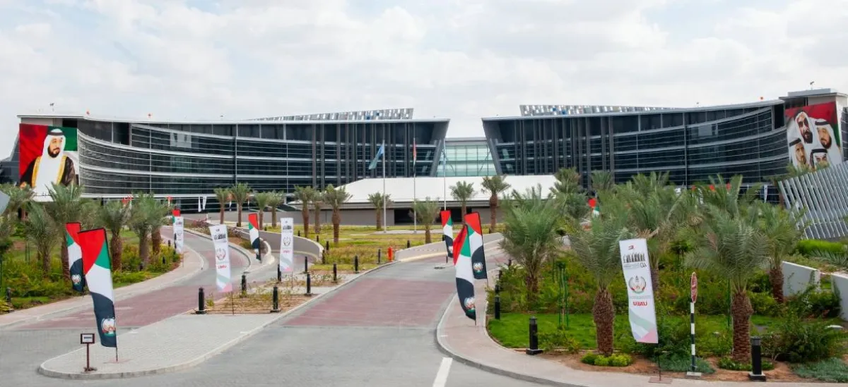 جامعة الإمارات تستقطب المواطنين المتميزين في "برنامج المعيدين". الصورة من الموقع الرسمي للجامعة