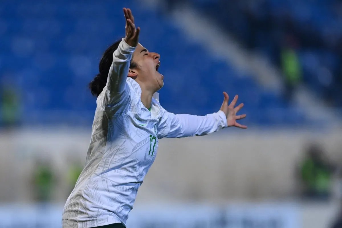 أخضر السيدات