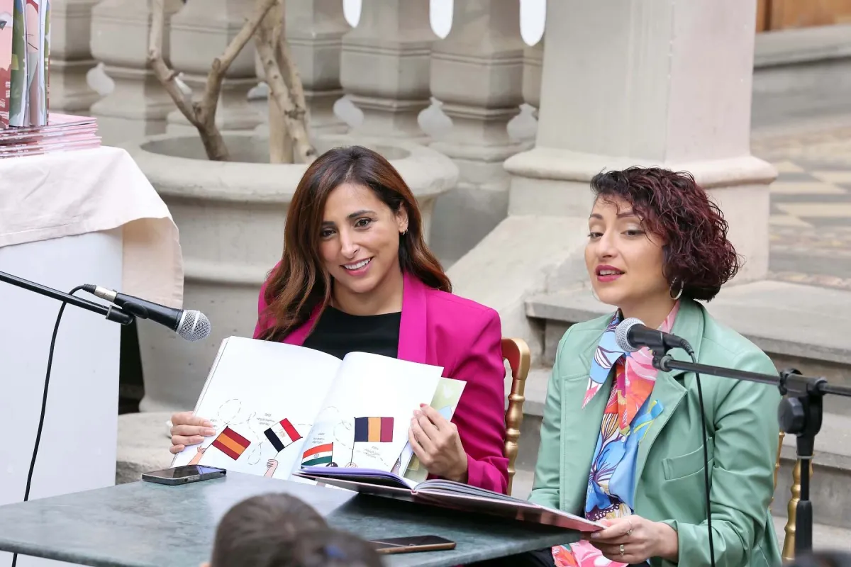  أثمرت جهود "الشيخة بدور" المتواصلة لترسيخ مكانة الشارقة كمركز ثقافي عالمي. الصورة من "وام"