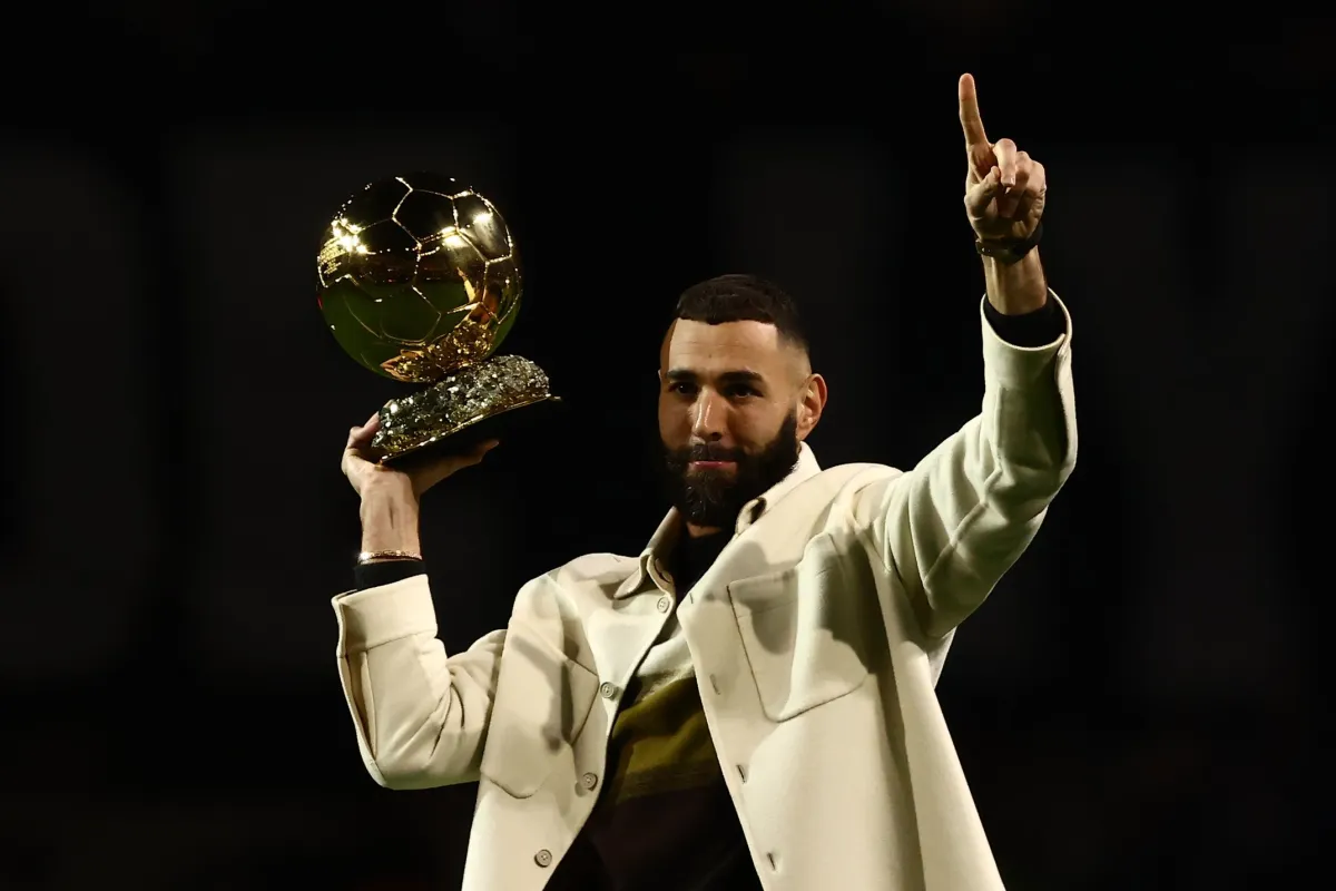 هل ينضم كريم بنزيما لصفوف نادي النصر السعودي بجانب كريستيانو رونالدو - الصورة من حساب البالون دور على تويتر