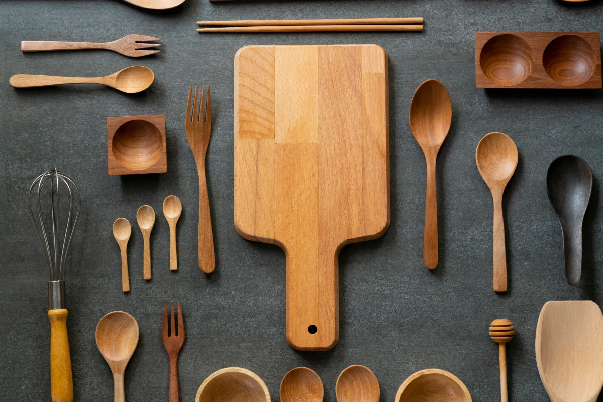 إكسسوارات المطبخ الخشبية