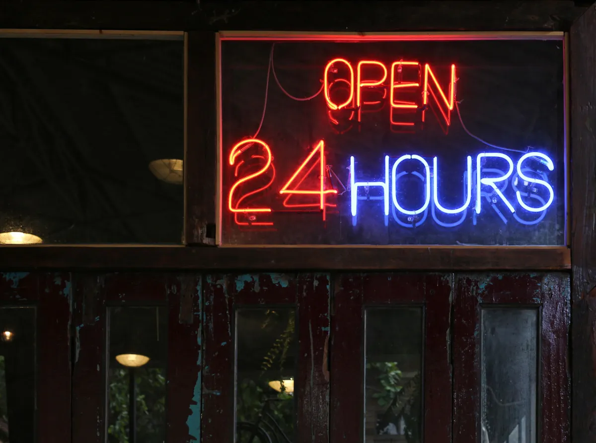 صورة تعبيرية عن ساعات الليل