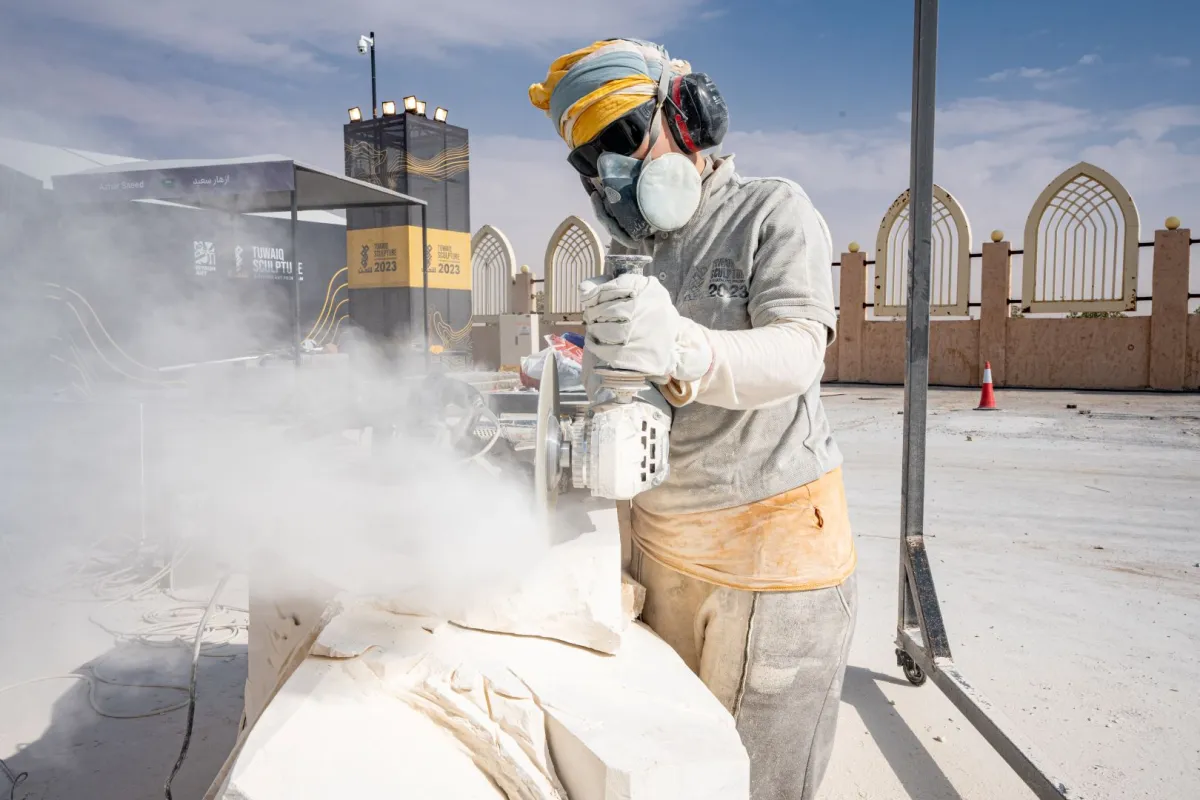 ملتقى طويق للنحت - الصورة من المركز الإعلامي للملتقى