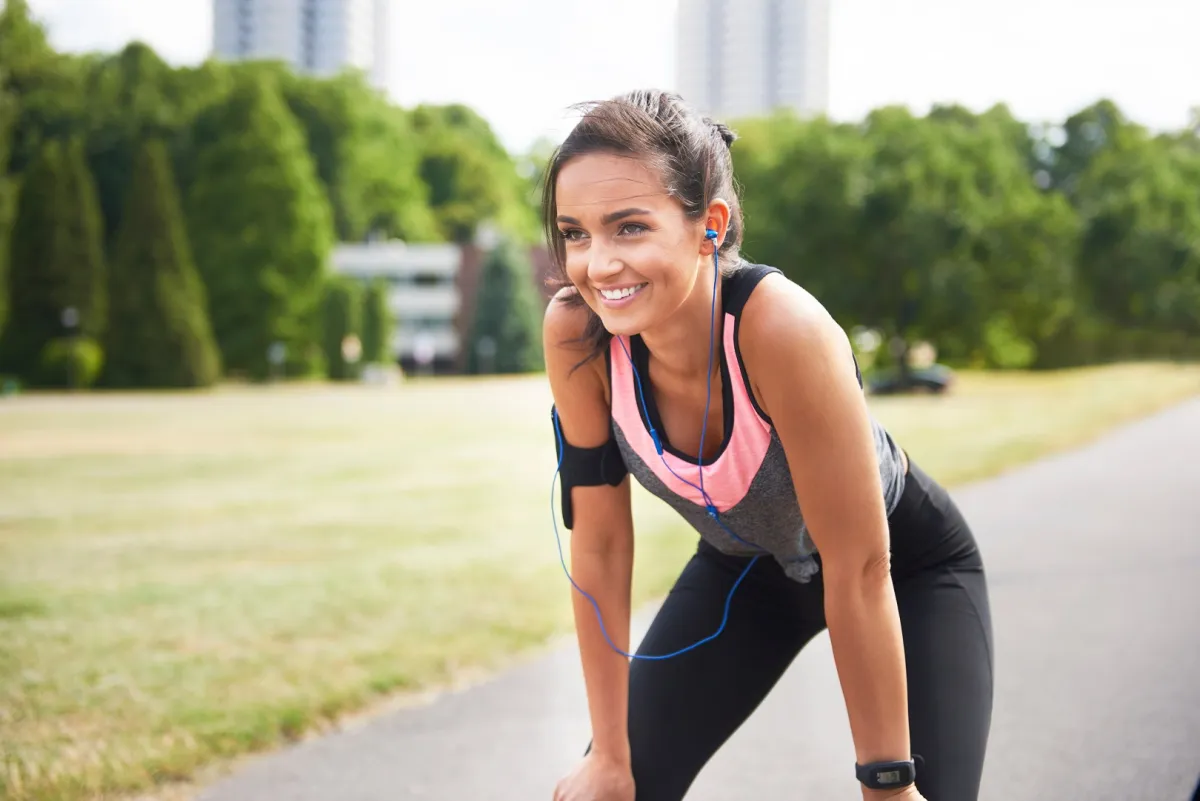 تساعد ممارسة الرياضة على زيادة إفراز هرمون الحب (المصدر: Adobe.Stock)