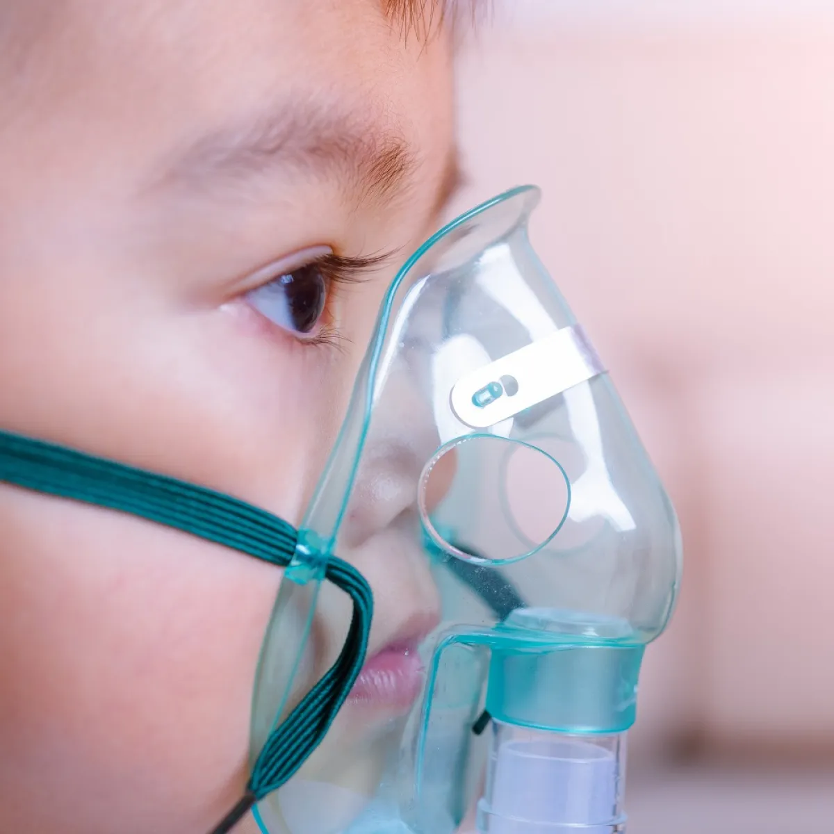 صورة لطفل مريض