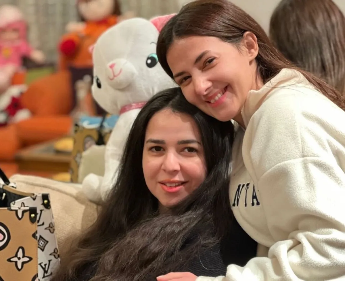 دنيا وإيمي سمير غانم - صورة من صفحة دنيا على انستغرام