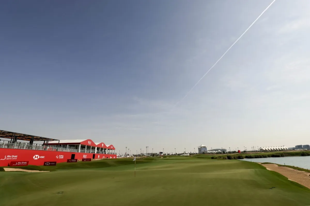 انطلاق بطولة "أبوظبي إتش إس بي سي للجولف" . الصورة من "وام"