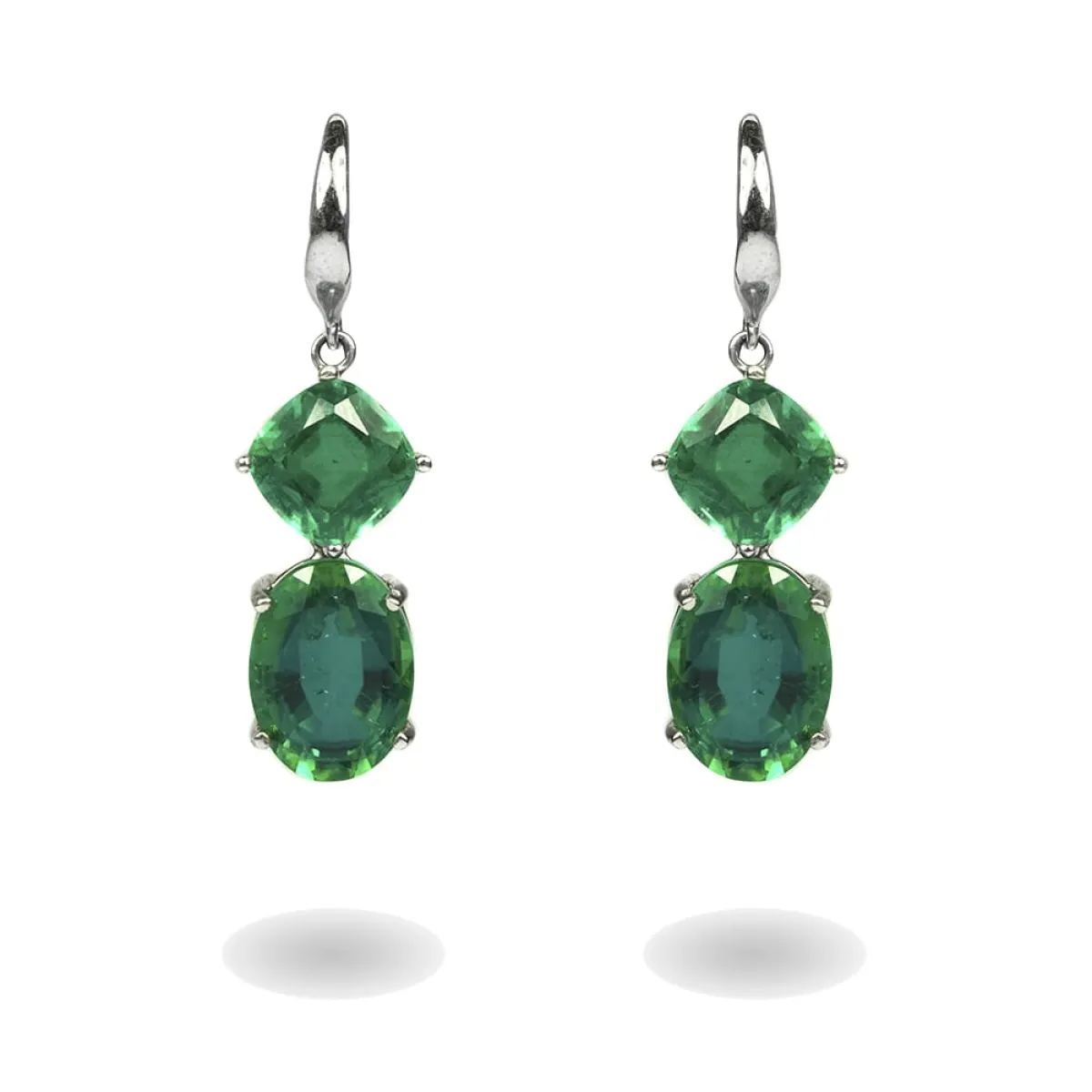 أقراط بحجر التوباز الأخضر من House of Kahn 