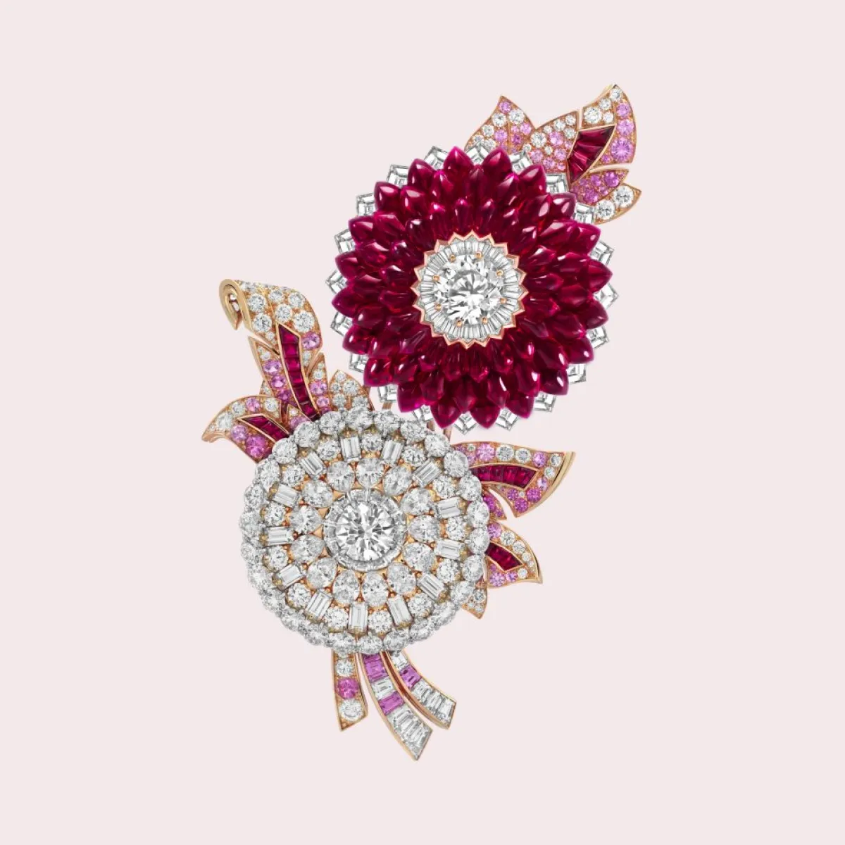 بروش The Italian rose transformable clip من فان كليف أند آربلز Van Cleef & Arpels