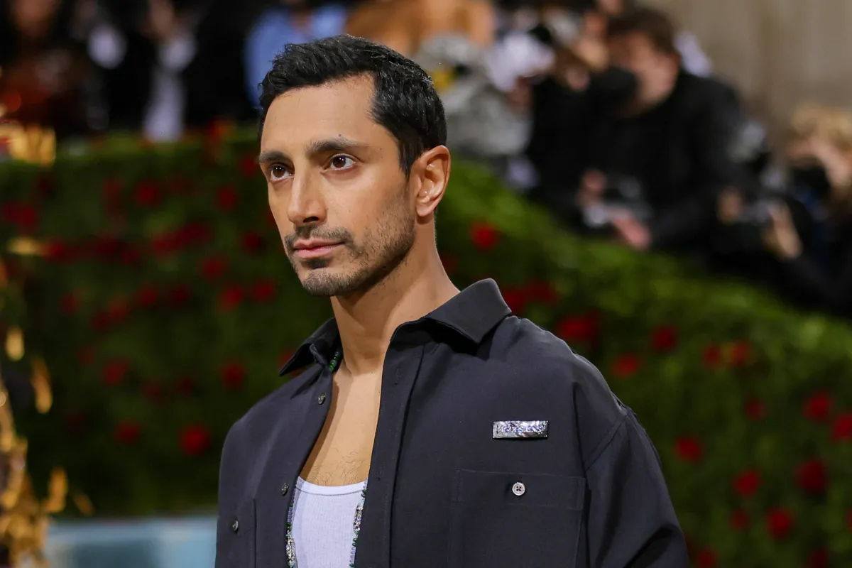 Riz Ahmed attends The 2022 Met Gala Celebrating "In America: An Anthology of Fashion" at The Metropolitan Museum of Art on May 02, 2022 in New York City. Mike Coppola/Getty Images/AFP Mike Coppola / GETTY IMAGES NORTH AMERICA / Getty Images via AFP