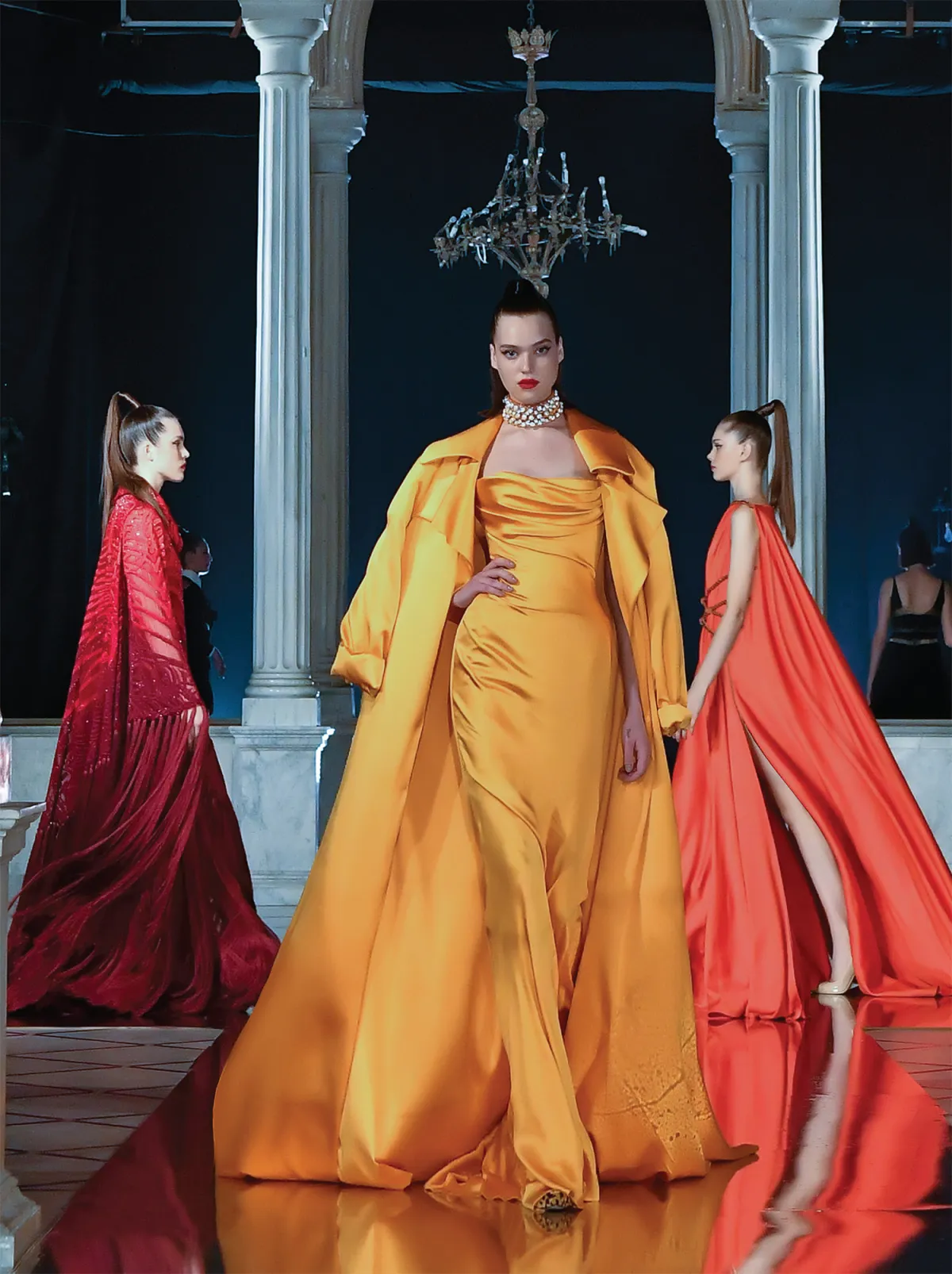 أزياء من تصميم المصمم نيكولا جبران