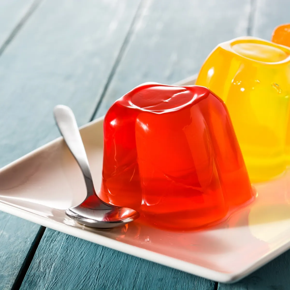 صورة لنوعين من لفاكهة