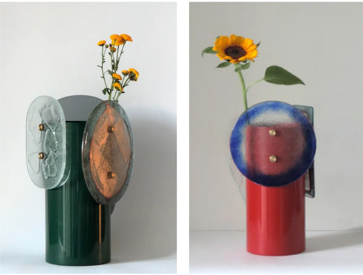 مجموعة معنونة Chroma أي اللون، ومصنوعة من الزجاج المعاد تدويره و«الكروم» والألمنيوم