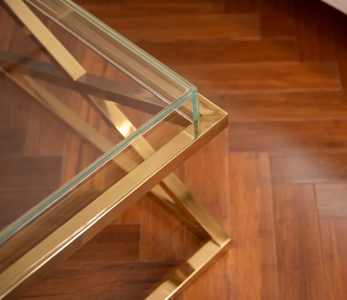 الأخشاب شائعة في الاستخدام في الأرضيات