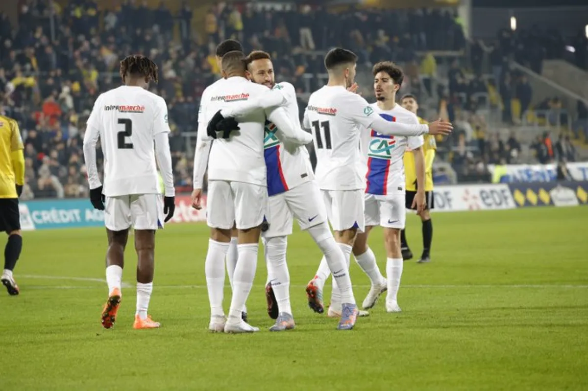 فوز باريس سان جيرمان على مضيفه "بايي دو كاسيل". الصورة من الحساب الرسمي لـParis Saint-Germain على تويتر
