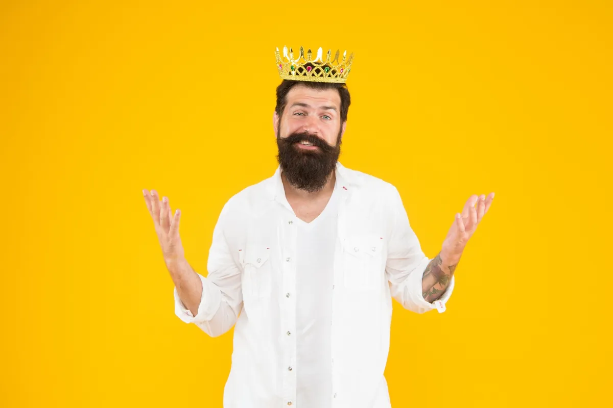 صفات الرجل النرجسي في الحب (المصدر: Adobe.Stock)