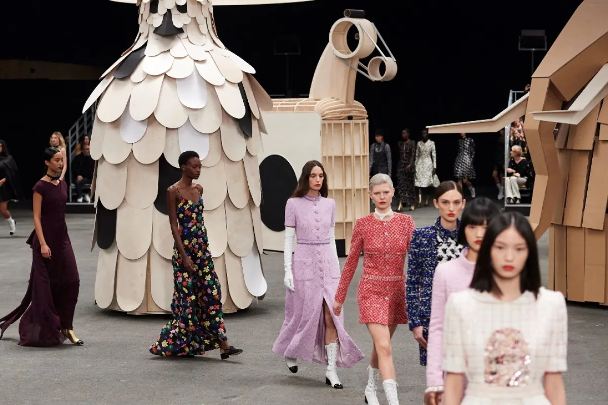 ختام عرض شانيل Chanel