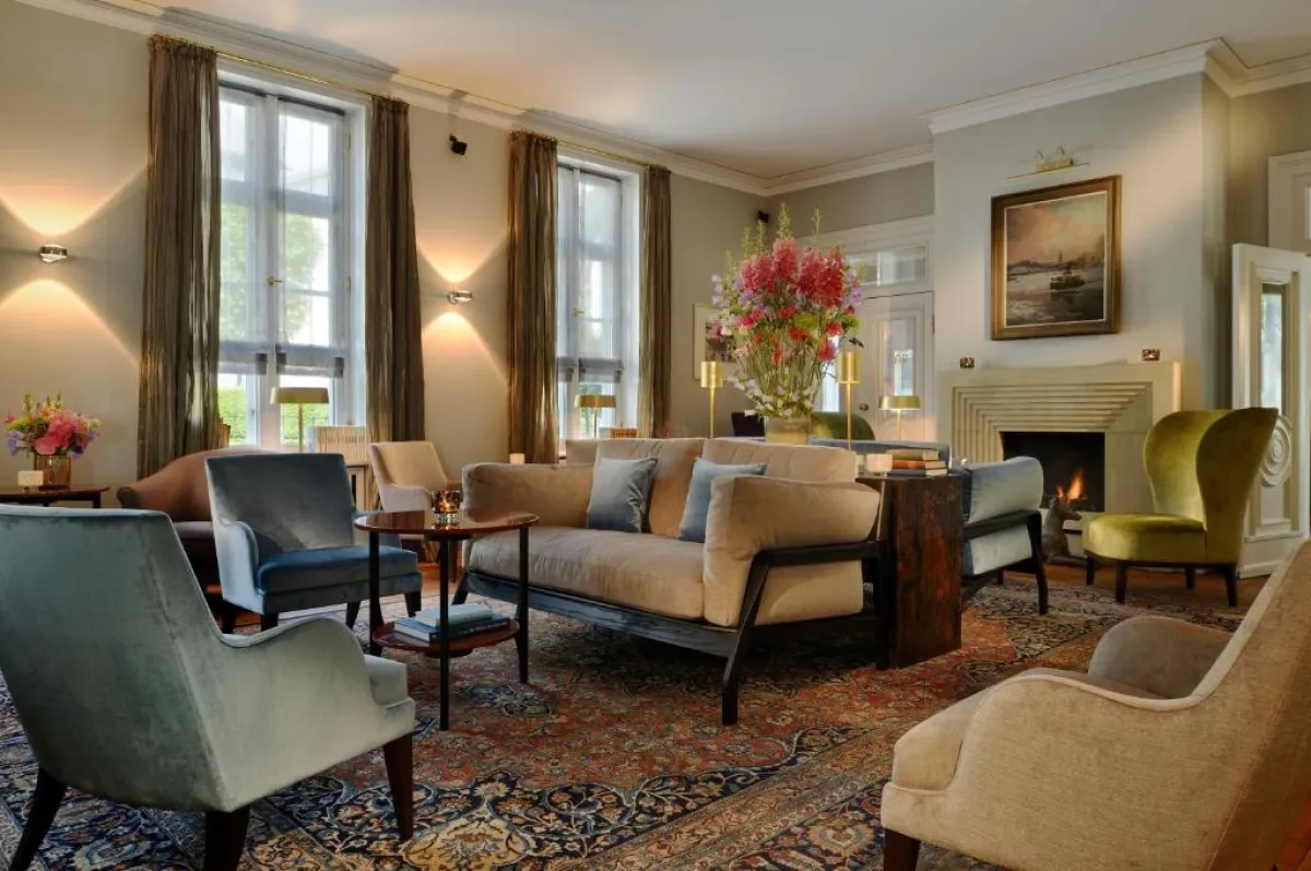 ديكورات فخمة في فندق لويس سي جاكوب