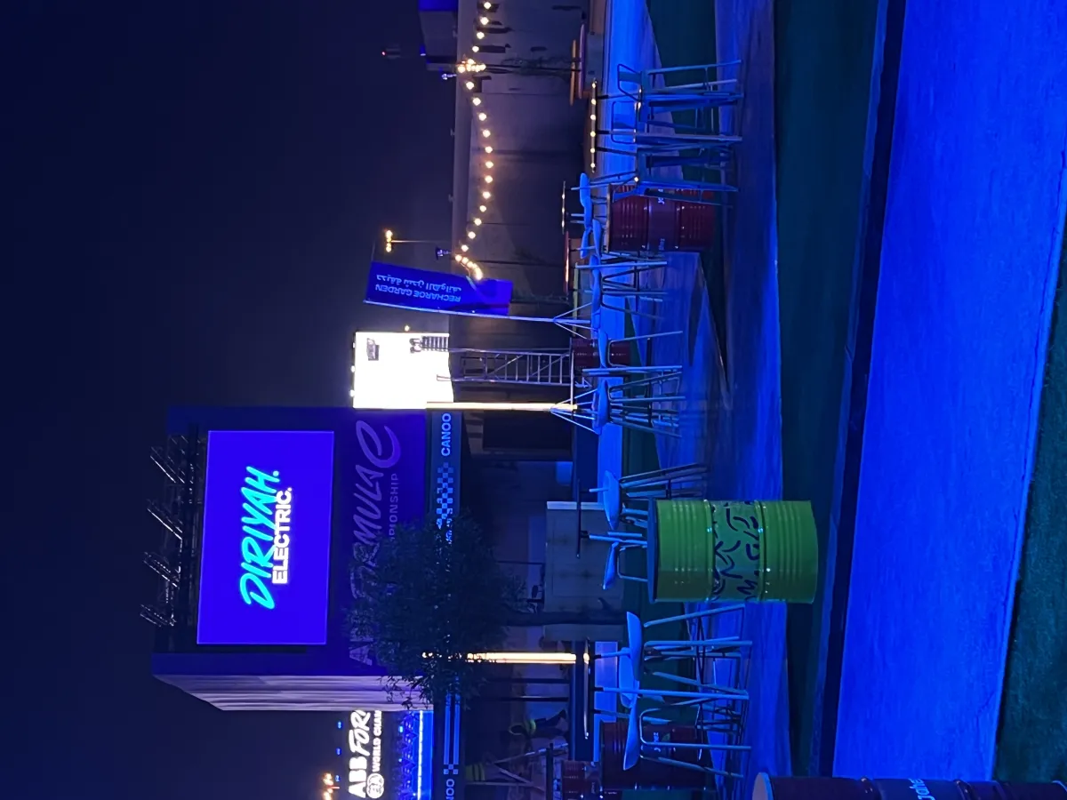 صور منوعة ل جولة سيدتي ل مناطق متعددة ل سباق فورميلا إي