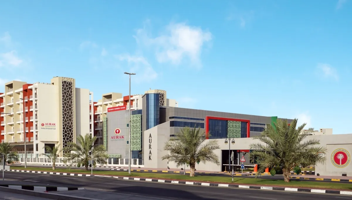 اعتماد "الجامعة الأمريكية في رأس الخيمة" مركزا لاختبار "إمسات". الصورة من "وام"