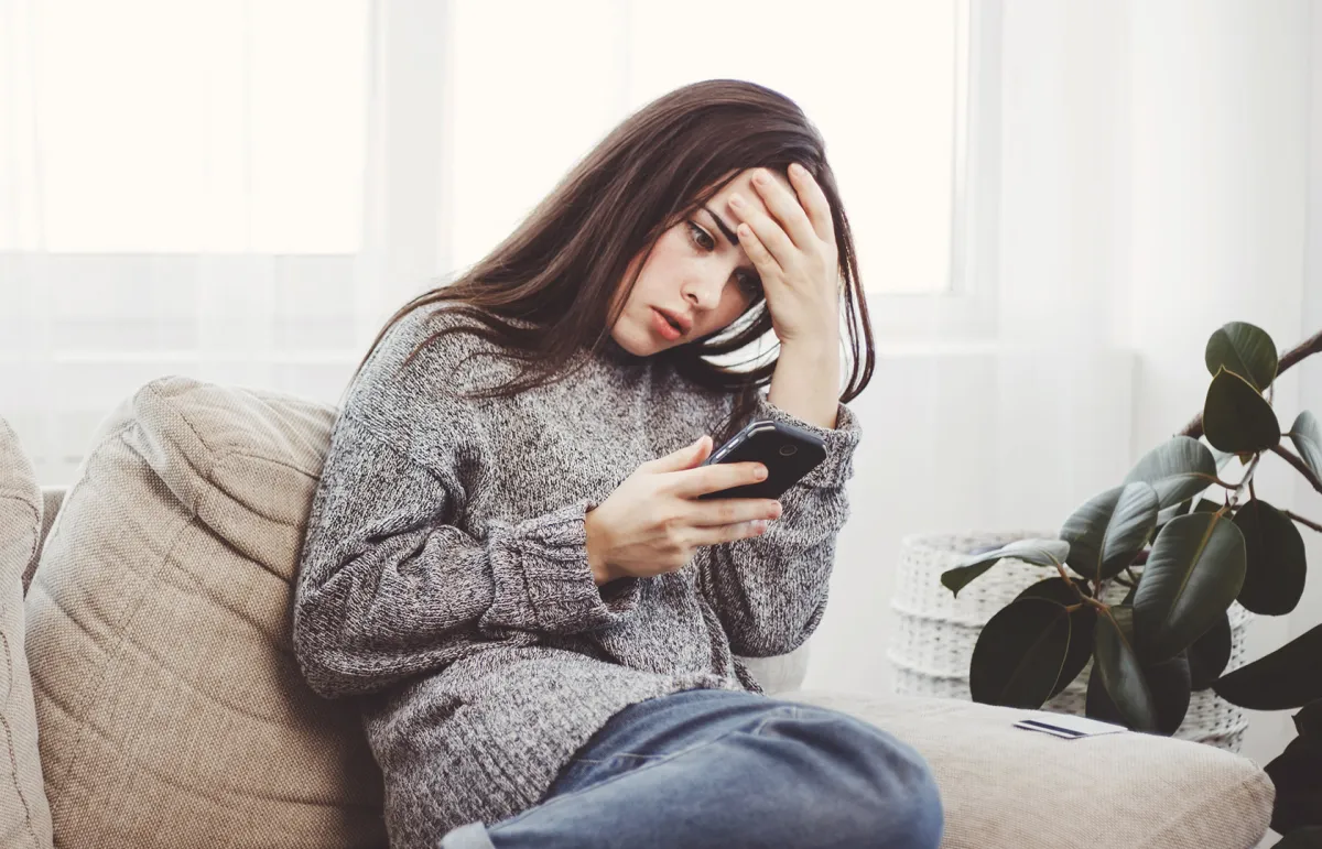 عادات يومية تدمر ثقتك بنفسك