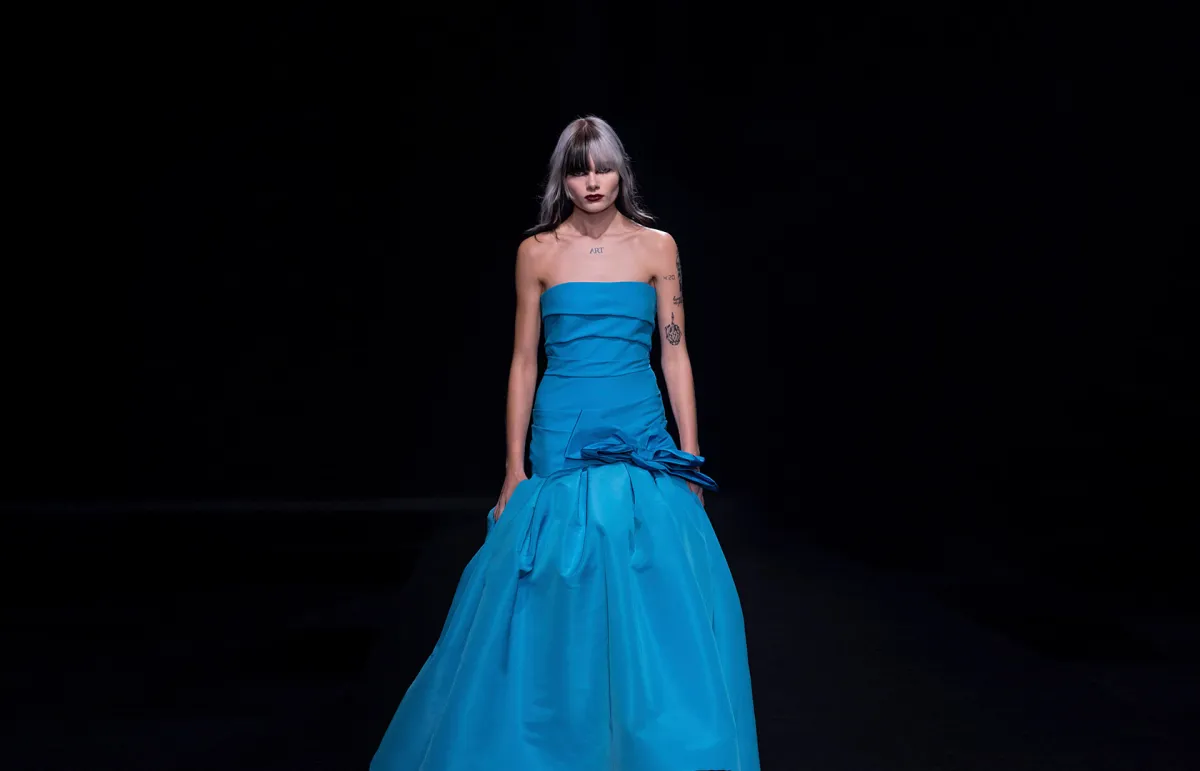 زي من فالنتينو Valentino