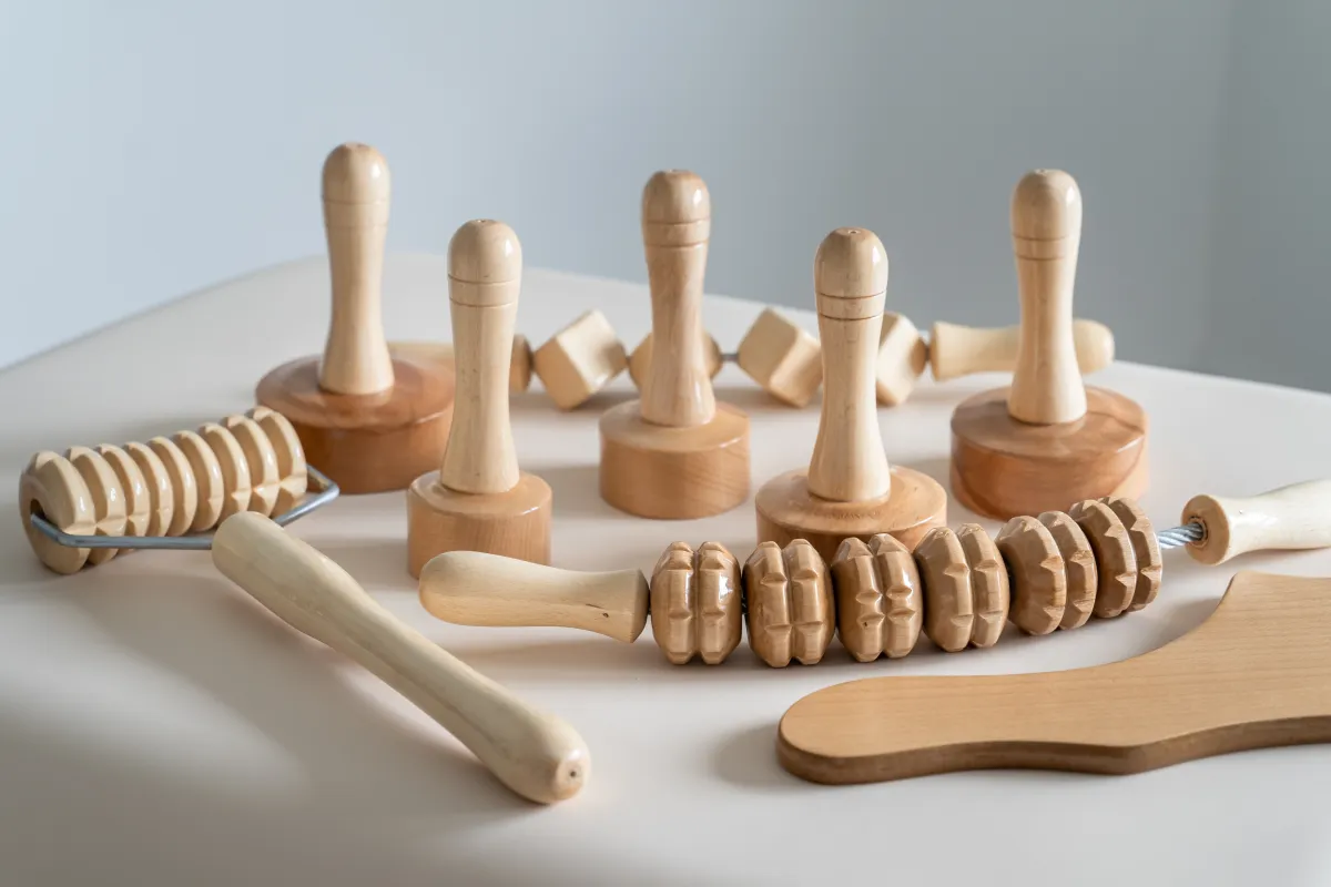التدليك بالخشب للتخلص من السيلوليت Wood Massage