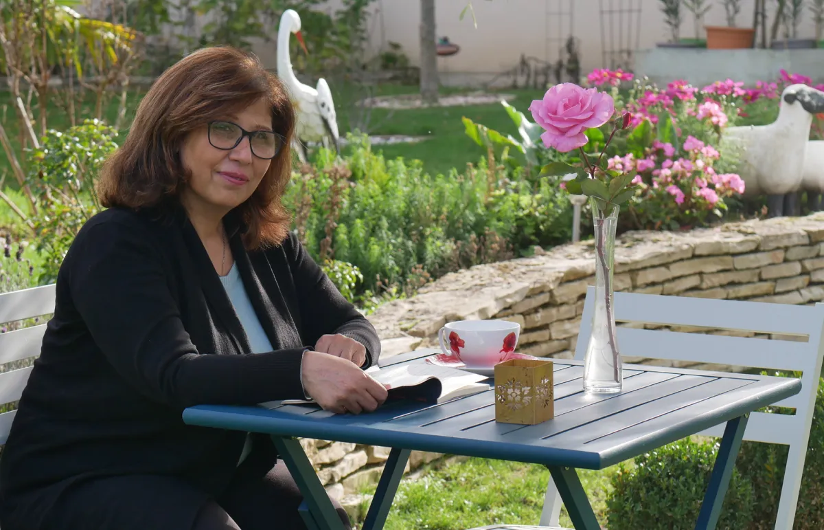 الروائيّة نرمين الخنسا